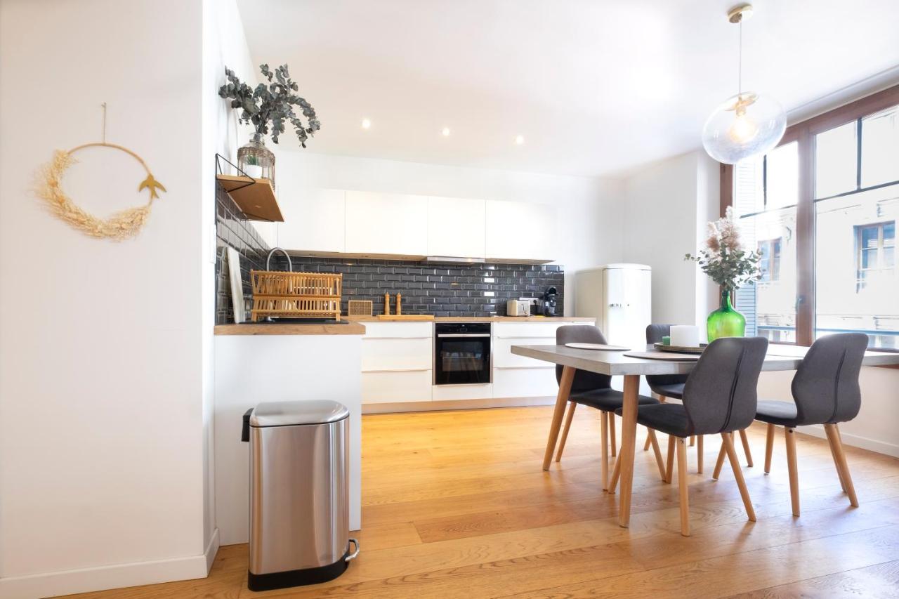 Sommeiller A 2 Min Du Lac Apartment Annecy Ngoại thất bức ảnh